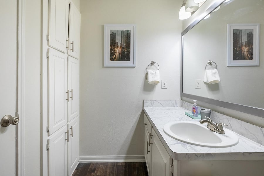 Furnished Finder property 816562_4 photo 17