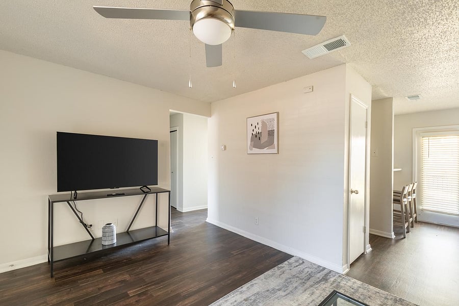 Furnished Finder property 816562_4 photo 5