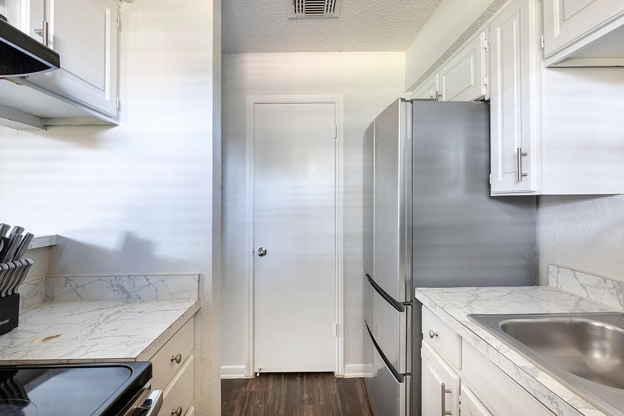 Furnished Finder property 816562_4 photo 7