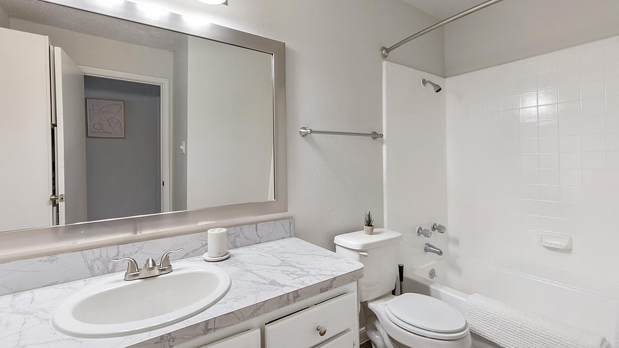 Furnished Finder property 816562_7 photo 16