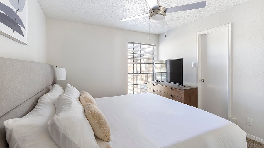 Furnished Finder property 816562_9 photo 10