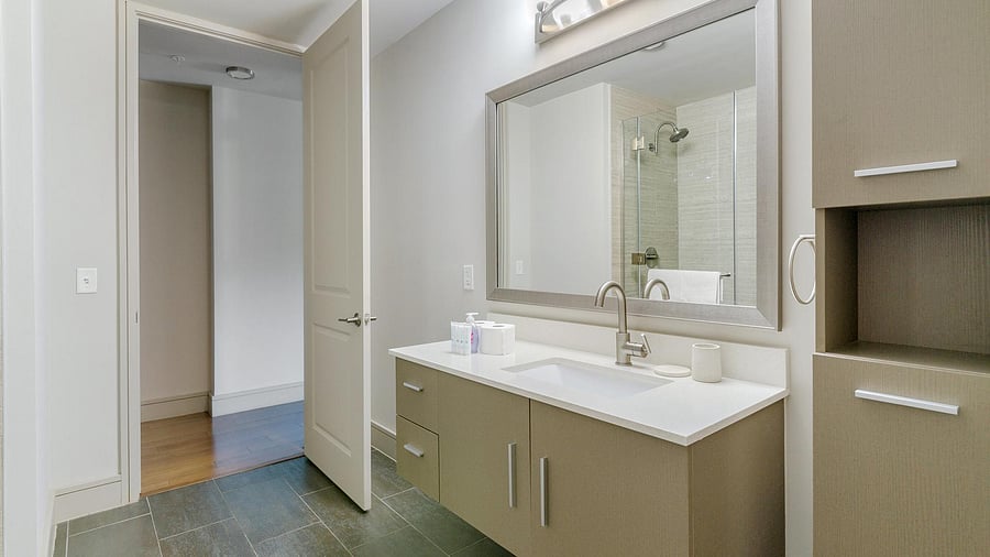 Furnished Finder property 816563_14 photo 18