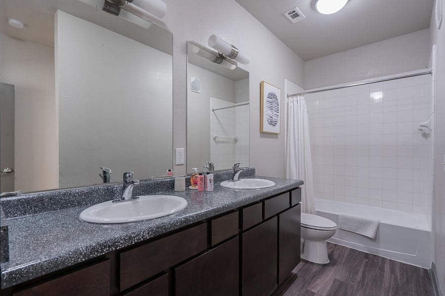 Furnished Finder property 816564_13 photo 20