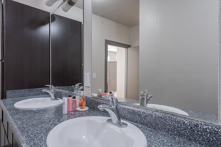 Furnished Finder property 816564_13 photo 18