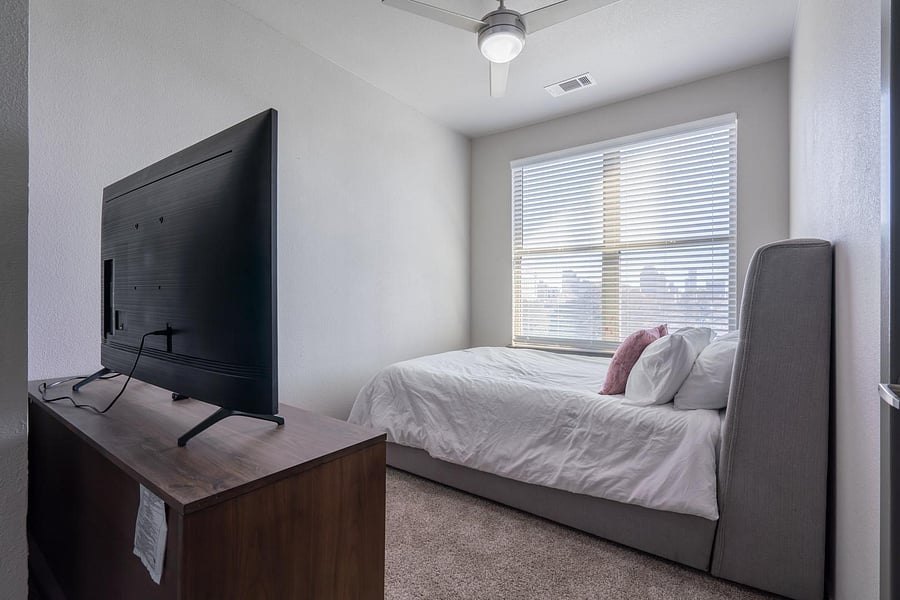 Furnished Finder property 816564_13 photo 17