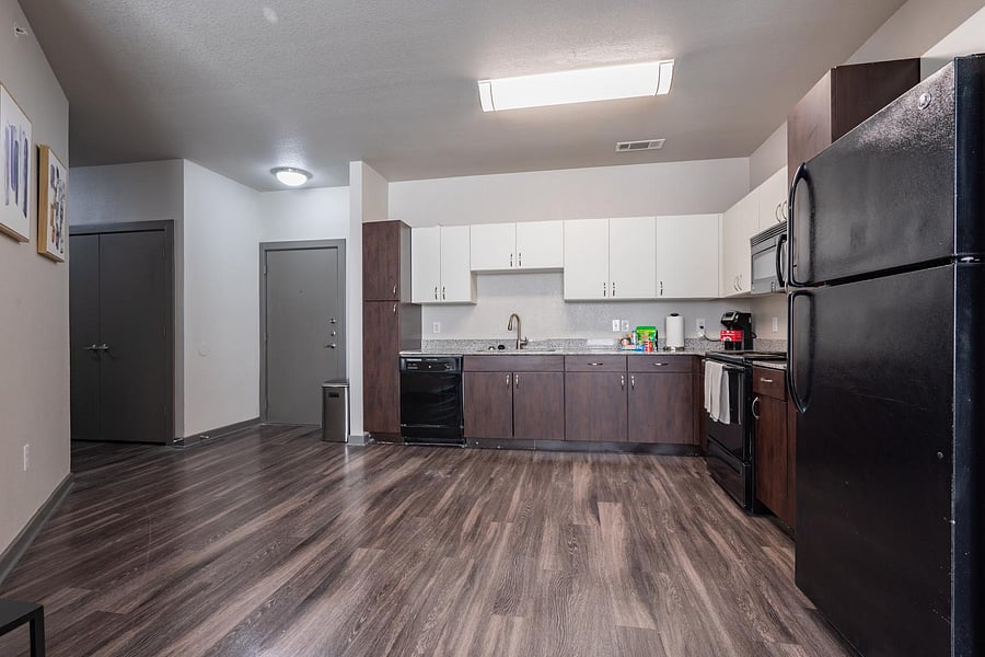 Furnished Finder property 816564_13 photo 6