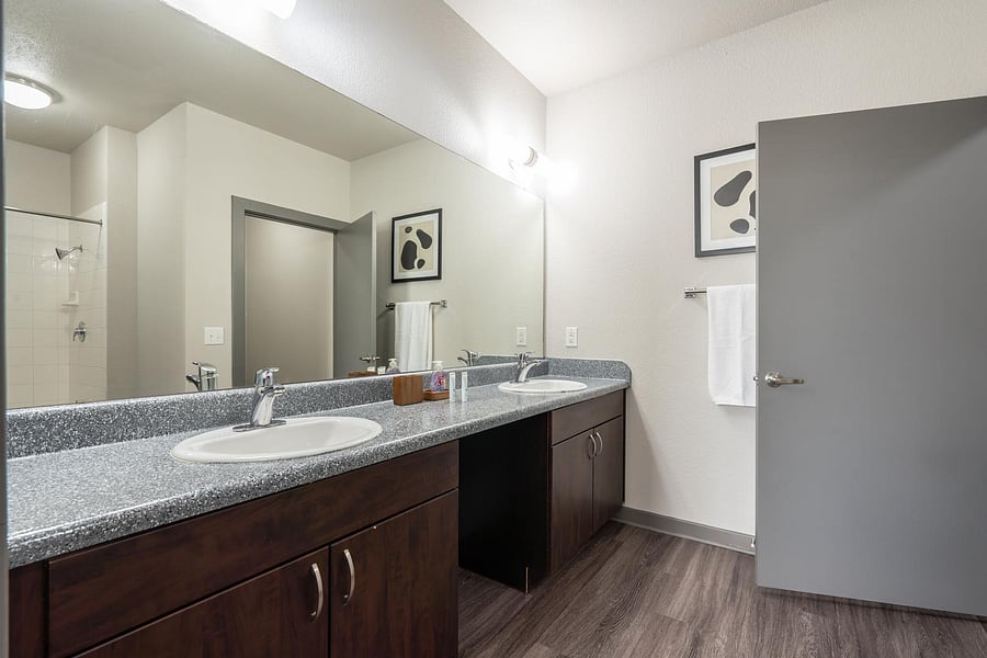 Furnished Finder property 816564_14 photo 18