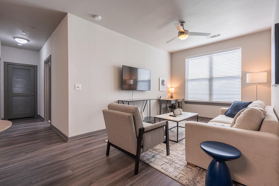 Furnished Finder property 816564_14 photo 4
