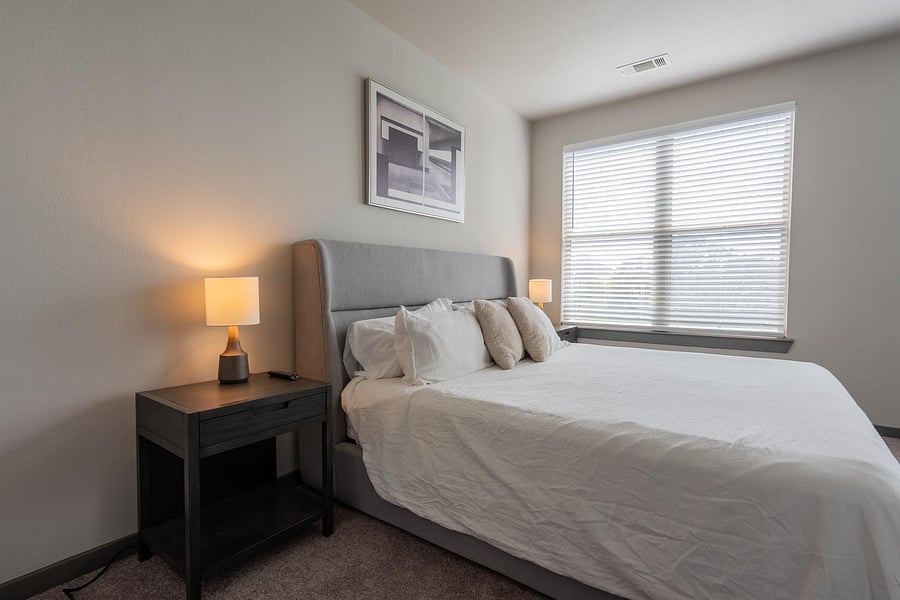 Furnished Finder property 816564_14 photo 13