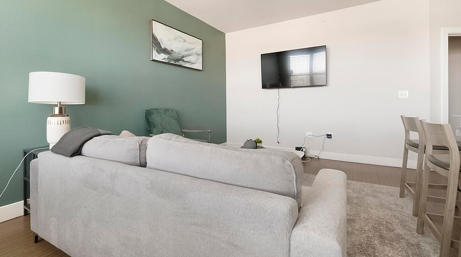 Furnished Finder property 816564_15 photo 6