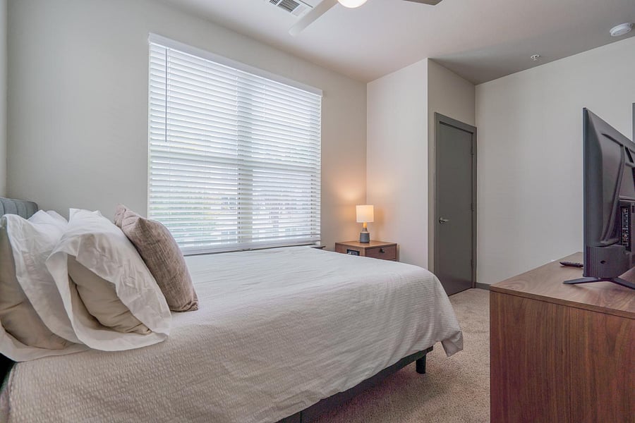 Furnished Finder property 816564_4 photo 12