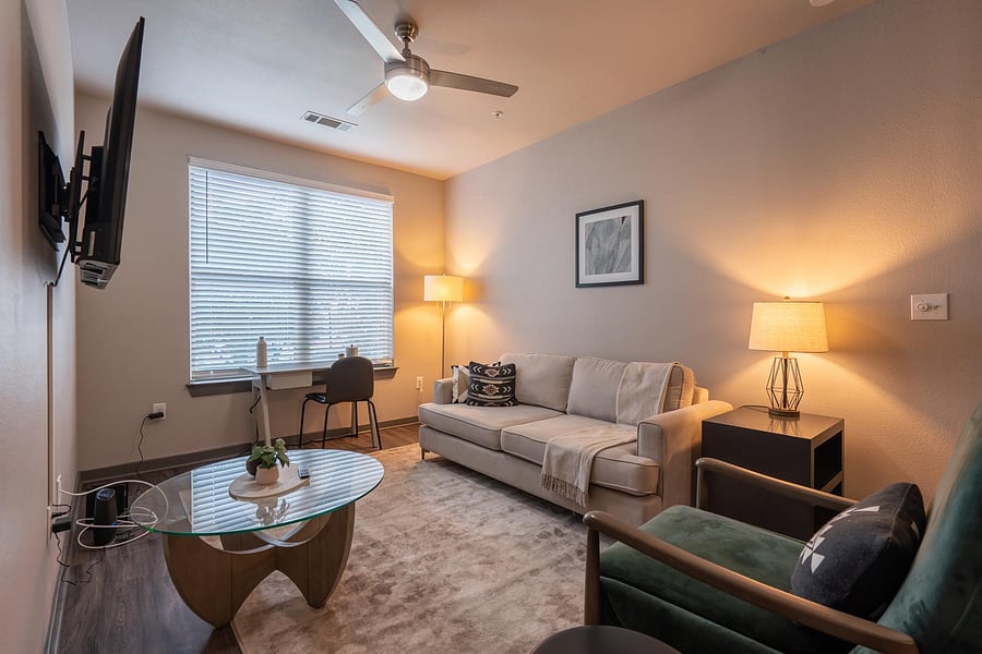 Furnished Finder property 816564_7 photo 5