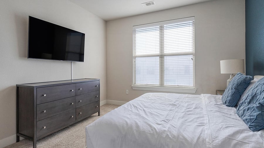 Furnished Finder property 816564_9 photo 13