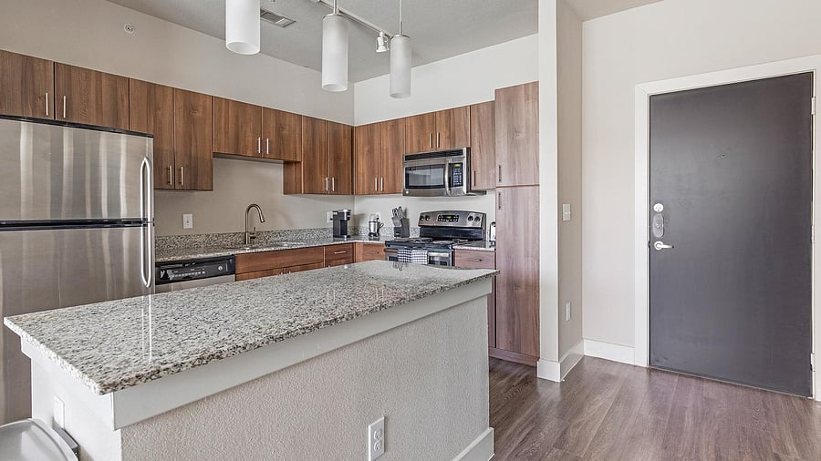 Furnished Finder property 816564_9 photo 7