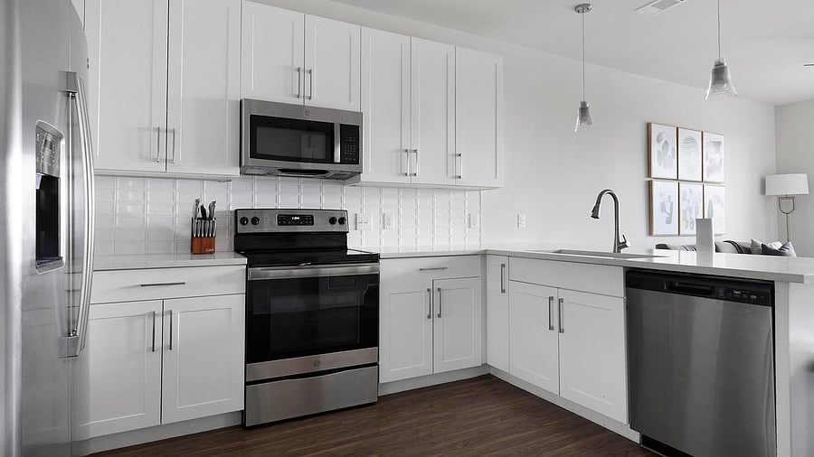 Furnished Finder property 816565_15 photo 6