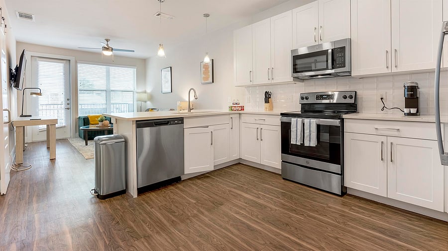 Furnished Finder property 816565_20 photo 6