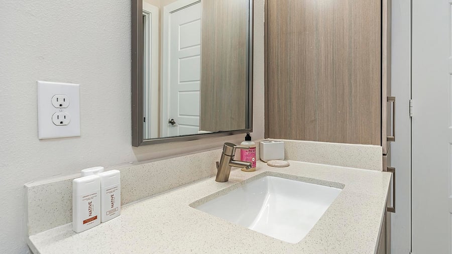 Furnished Finder property 816565_7 photo 22