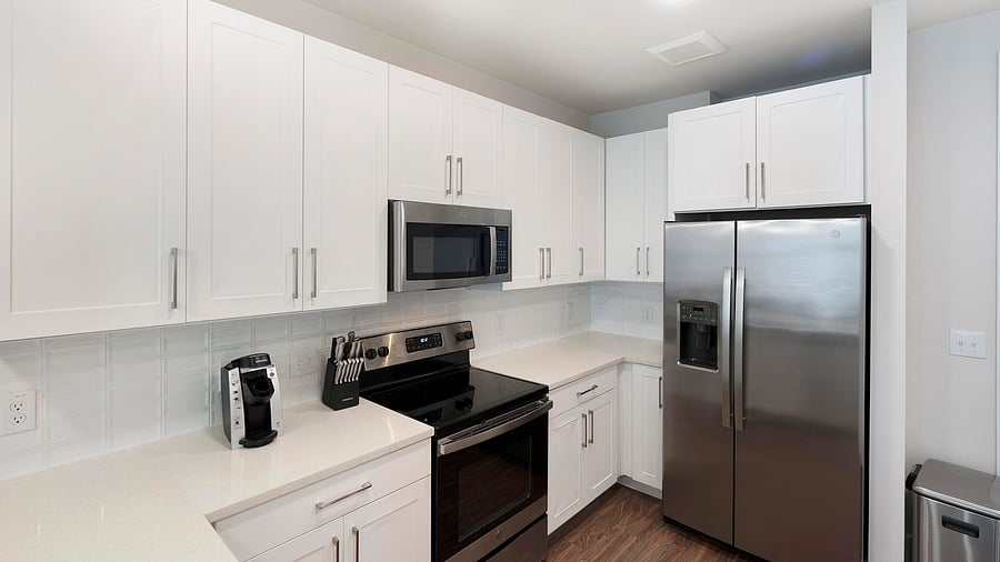 Furnished Finder property 816565_8 photo 6