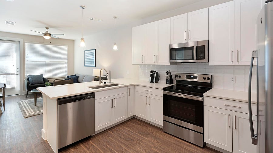 Furnished Finder property 816565_8 photo 7