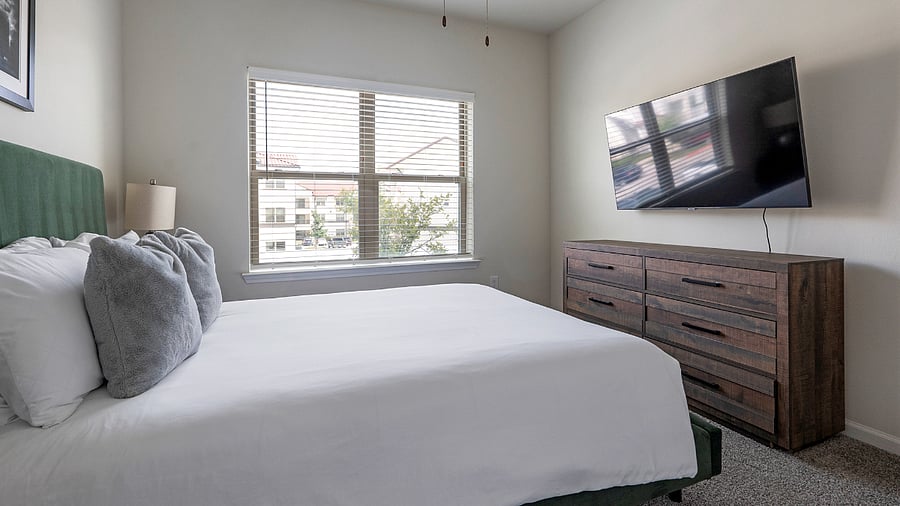 Furnished Finder property 816566_2 photo 20