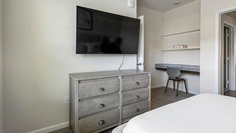 Furnished Finder property 816566_2 photo 28