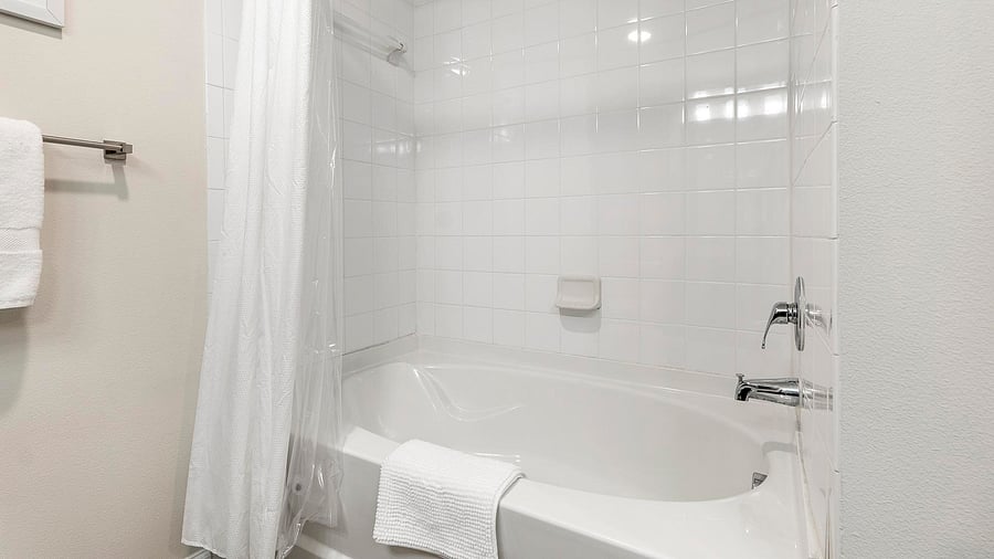 Furnished Finder property 816566_3 photo 30
