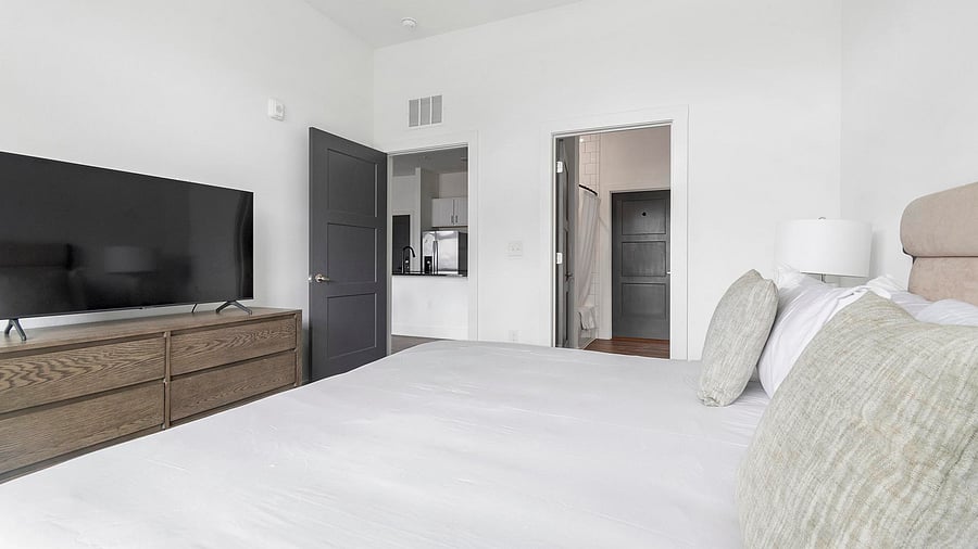 Furnished Finder property 816569_10 photo 12