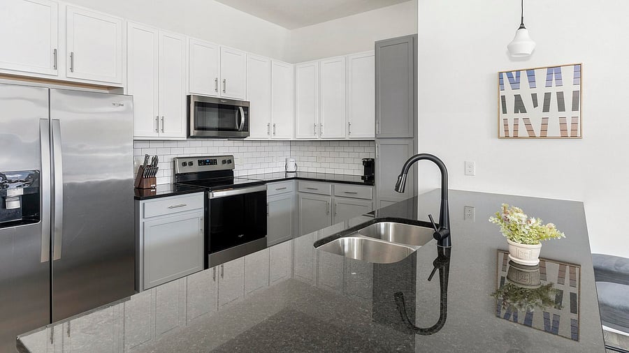Furnished Finder property 816569_5 photo 4