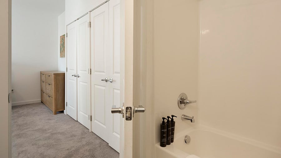 Furnished Finder property 816570_10 photo 20