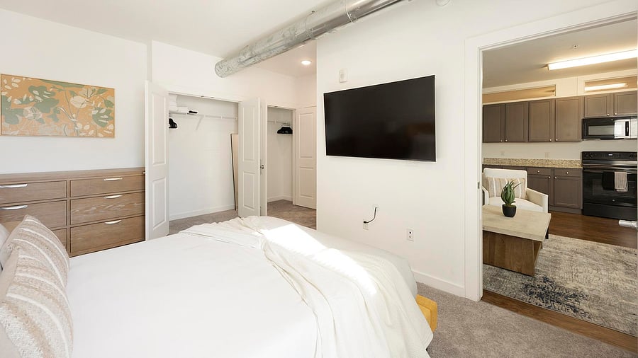Furnished Finder property 816570_10 photo 14