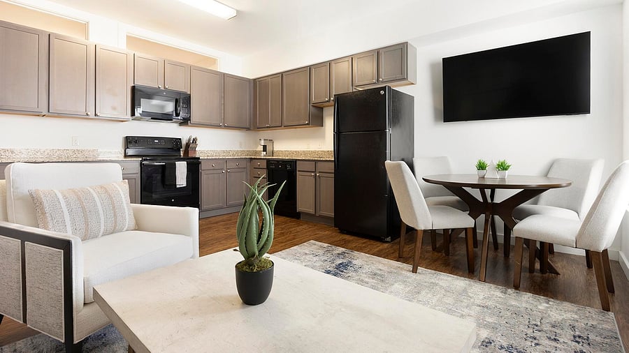 Furnished Finder property 816570_10 photo 3