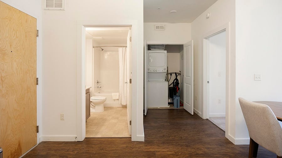 Furnished Finder property 816570_11 photo 12