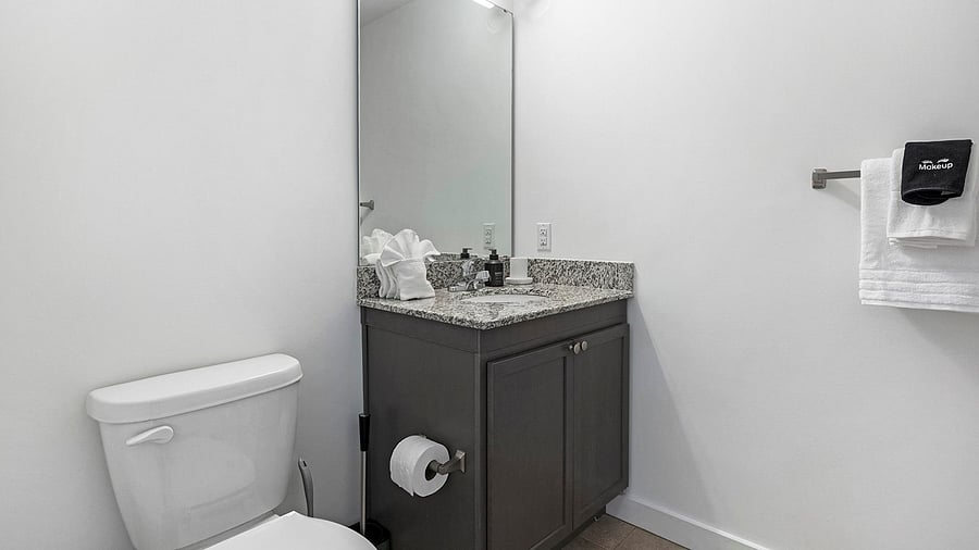 Furnished Finder property 816570_12 photo 21