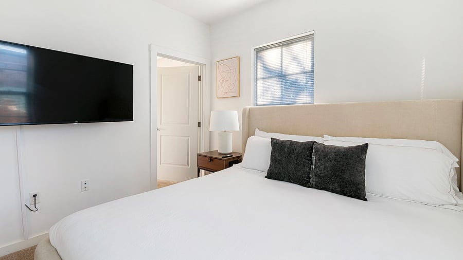 Furnished Finder property 816570_2 photo 7