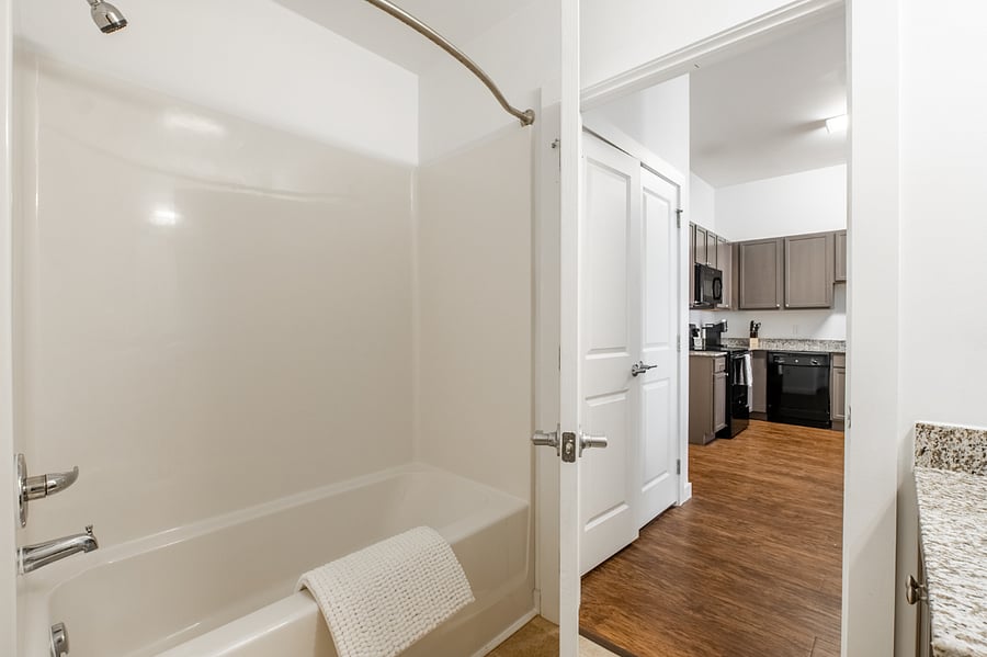 Furnished Finder property 816570_5 photo 11