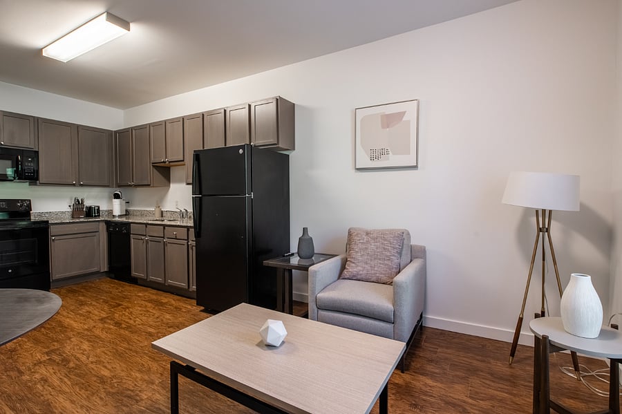 Furnished Finder property 816570_6 photo 4