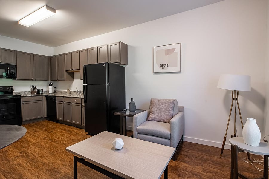 Furnished Finder property 816570_6 photo 4