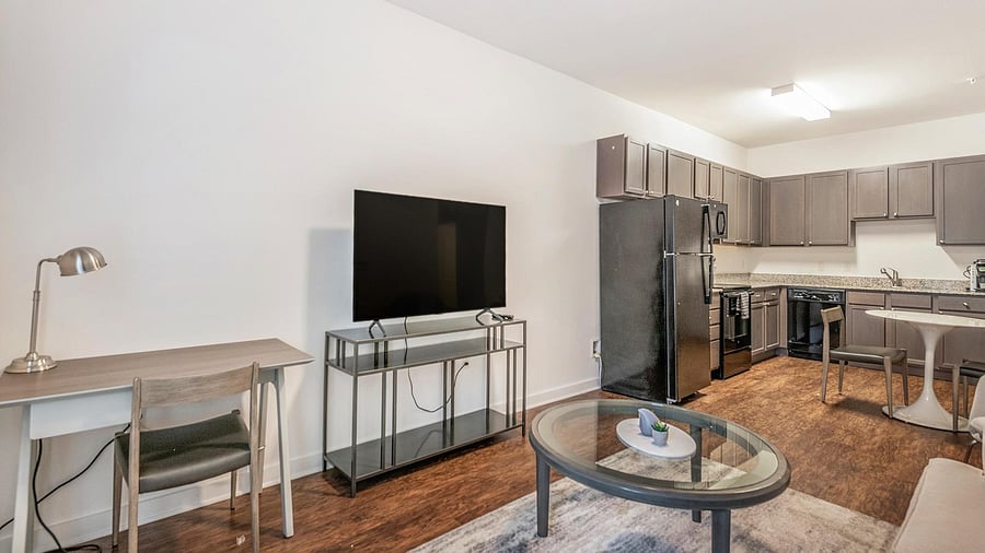 Furnished Finder property 816570_8 photo 6