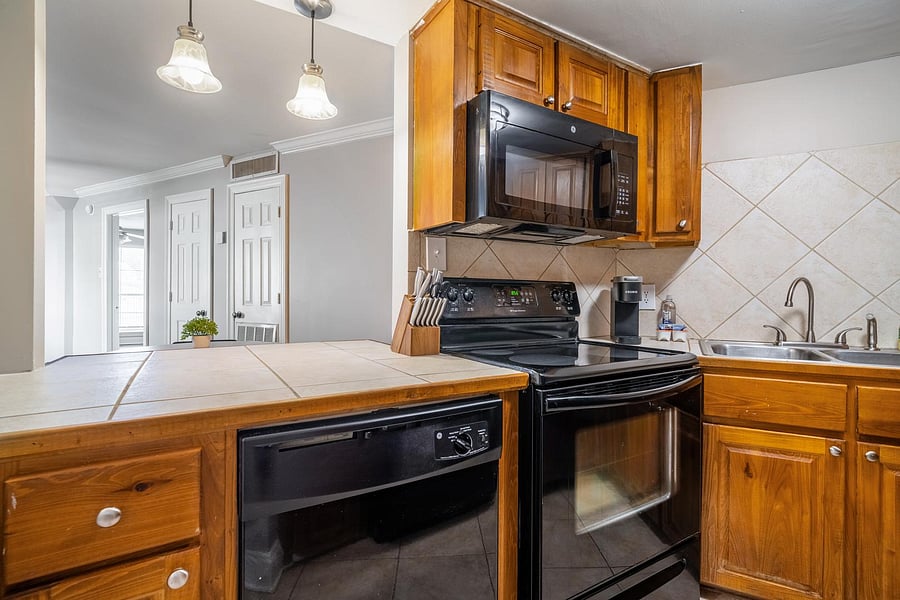 Furnished Finder property 816571_1 photo 7