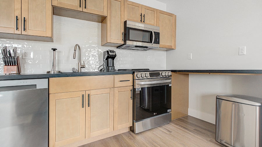 Furnished Finder property 816572_9 photo 7