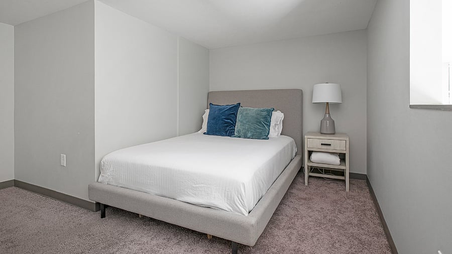 Furnished Finder property 816576_3 photo 16