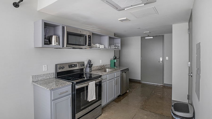 Furnished Finder property 816576_3 photo 7
