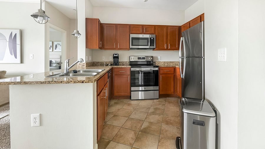 Furnished Finder property 816580_14 photo 7