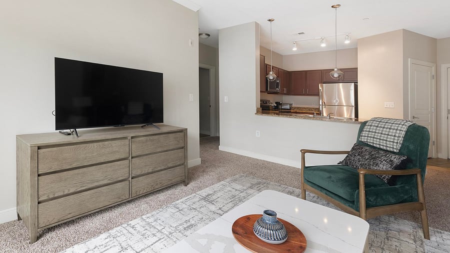 Furnished Finder property 816580_8 photo 4