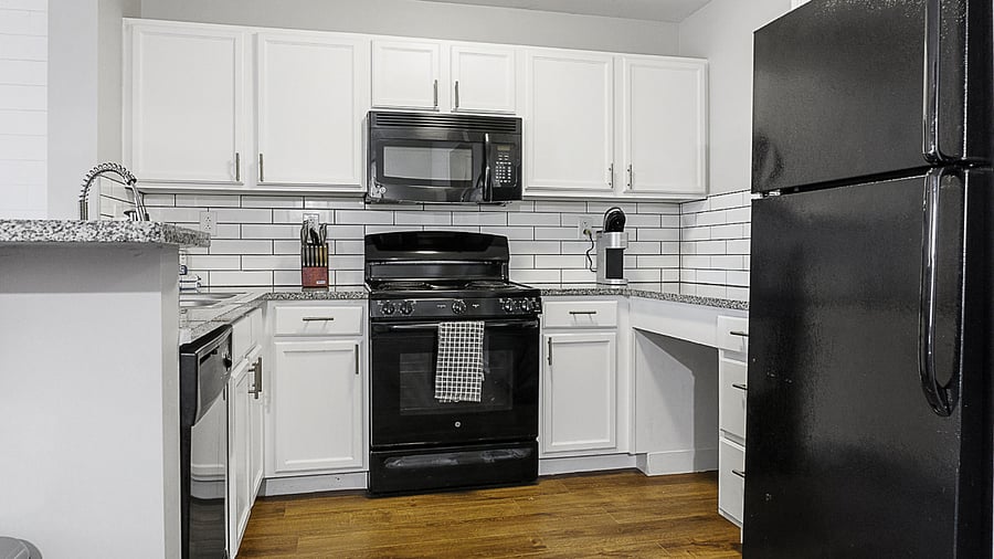 Furnished Finder property 816581_3 photo 4