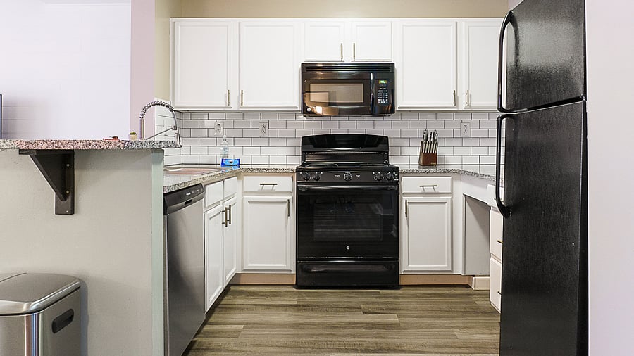 Furnished Finder property 816581_8 photo 3