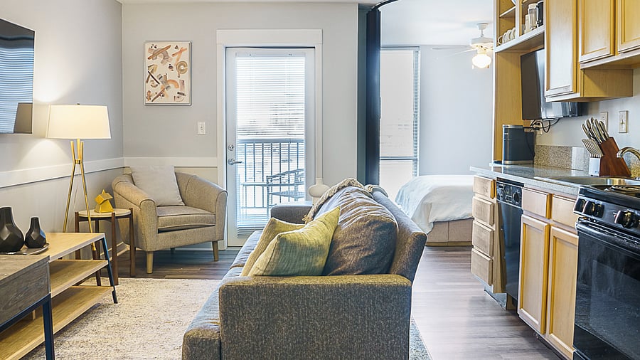 Furnished Finder property 816581_9 photo 2