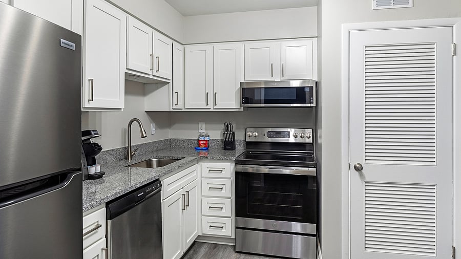 Furnished Finder property 816582_1 photo 10