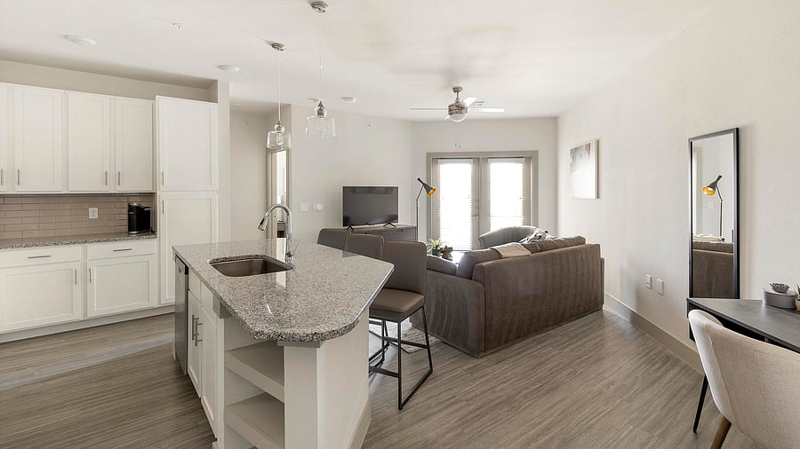 Furnished Finder property 816585_9 photo 3