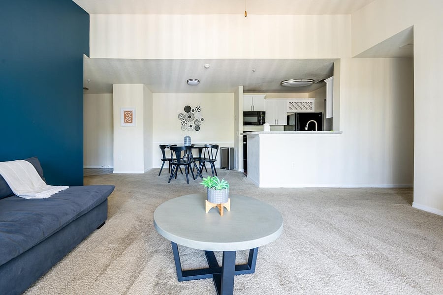 Furnished Finder property 816587_13 photo 6